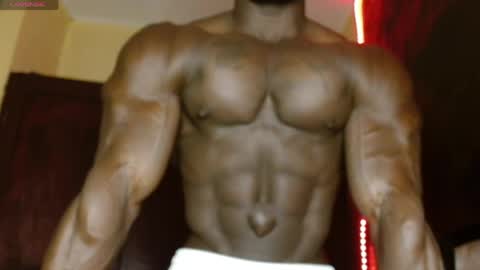 musclegod23 online show from April 3, 2026, 1:47 am
