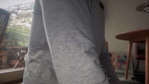 Snapshot of musclehair3 chatting on November 28, 2025, 11:35 am musclehair3 online show from November 28, 2025, 11:35 am