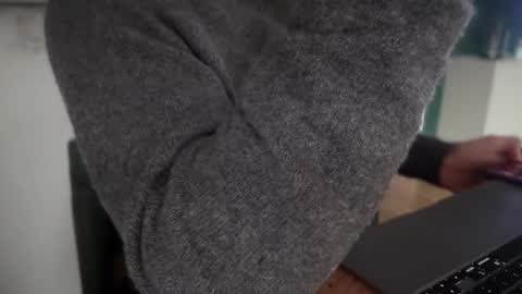 Snapshot of musclehair3 chatting on December 2, 2025, 12:10 pm musclehair3 online show from December 2, 2025, 12:10 pm