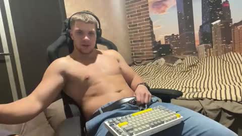 Snapshot of musclephantom chatting on September 26, 2025, 7:40 pm Egor online show from September 26, 2025, 7:40 pm