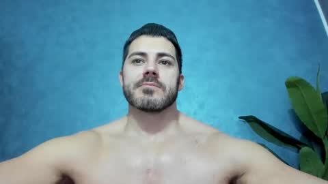 muscularmaster onlyfans online show from December 22, 2024, 10:04 pm