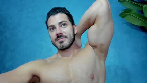 muscularmaster onlyfans online show from November 22, 2025, 10:09 pm