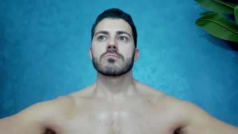 muscularmaster onlyfans online show from December 14, 2025, 10:03 pm