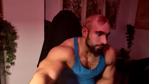 Musculus online show from October 3, 2025, 9:34 pm