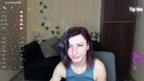 Jenya online show from January 27, 2025, 6:52 pm