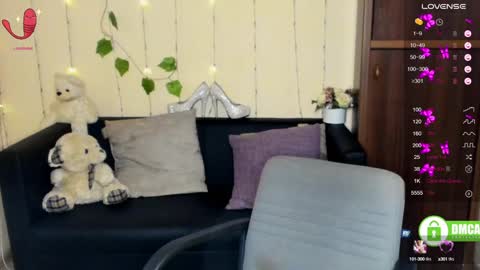 Jenya online show from February 9, 2025, 1:44 am