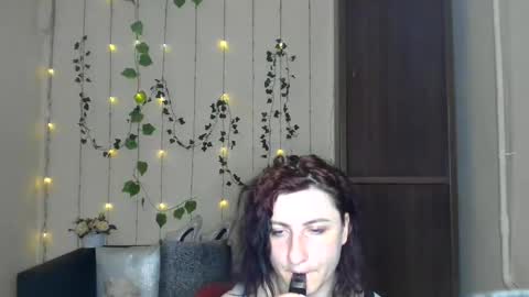 Jeneva online show from May 8, 2026, 6:35 pm