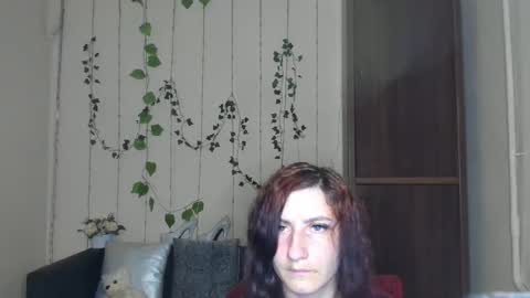 Jeneva online show from May 18, 2026, 5:30 pm