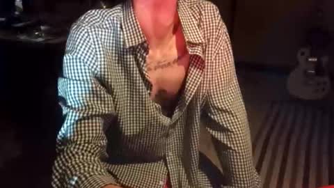 mush_living_room online show from April 8, 2026, 4:23 am