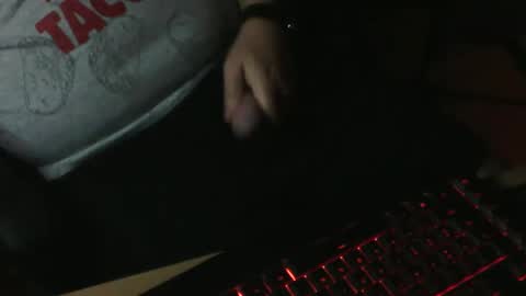 Snapshot of muso44 chatting on December 22, 2024, 11:44 am Muso online show from December 22, 2024, 11:44 am