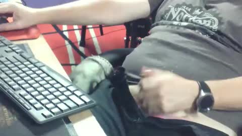 Snapshot of muso44 chatting on January 25, 2025, 4:23 am Muso online show from January 25, 2025, 4:23 am