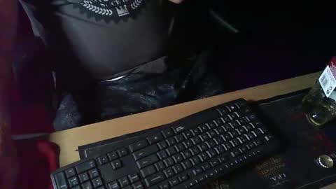 Snapshot of muso44 chatting on February 21, 2025, 2:27 pm Muso online show from February 21, 2025, 2:27 pm