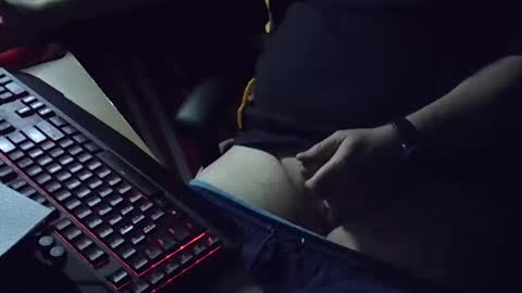 Snapshot of muso44 chatting on October 6, 2025, 9:07 am Muso online show from October 6, 2025, 9:07 am