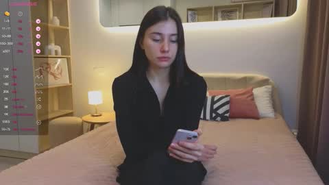 Im Marine online show from November 12, 2025, 6:41 pm