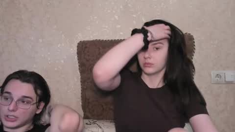 cute couple online show from March 24, 2026, 9:03 am