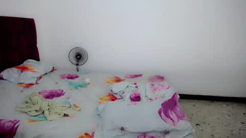 Snapshot of muyfer_latin_ts chatting on May 20, 2026, 6:41 am mayfer online show from May 20, 2026, 6:41 am
