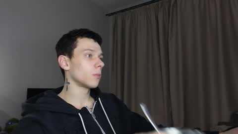 1x1 online show from November 20, 2025, 10:31 pm