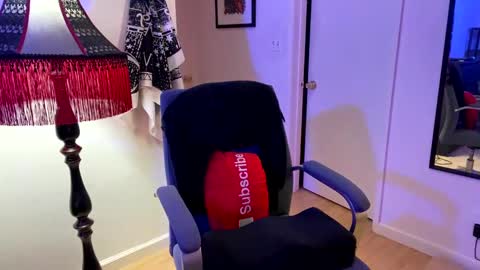 Snapshot of mxscary chatting on February 9, 2025, 4:36 am mxscary online show from February 9, 2025, 4:36 am