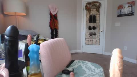 Mx Charlotte online show from January 15, 2025, 4:43 pm