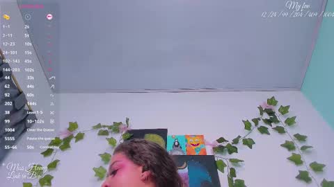 Sara IG   online show from October 31, 2025, 9:32 am