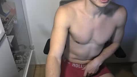 Snapshot of my_lovely_body chatting on December 16, 2024, 4:16 pm my_lovely_body online show from December 16, 2024, 4:16 pm