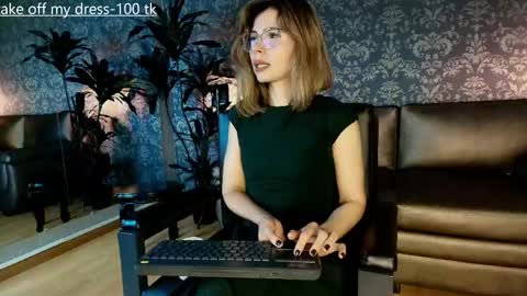 Maite online show from June 5, 2026, 1:50 pm