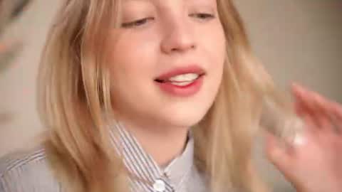 Snapshot of my_mia_ chatting on June 18, 2026, 7:41 am MIA I will be here Monday Wednesday Thursday Saturday online show from June 18, 2026, 7:41 am