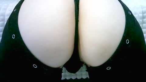 my_tightholes online show from December 3, 2024, 4:17 pm