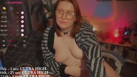 Kate online show from February 22, 2025, 1:44 am