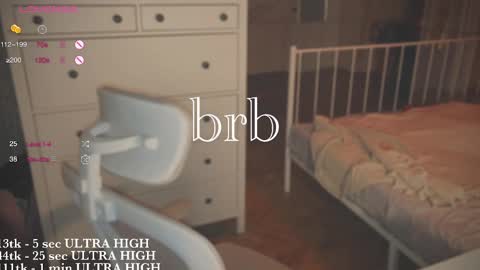 Kate online show from March 6, 2025, 2:41 am