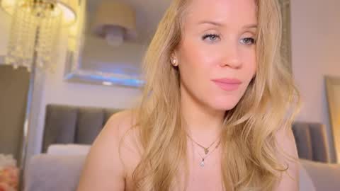 Mya-be Yours P online show from February 9, 2025, 12:28 am