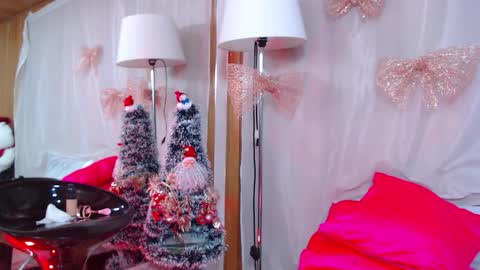    Mya   online show from November 27, 2025, 8:11 pm