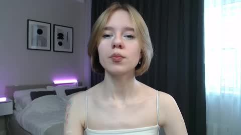 Lana online show from May 20, 2026, 11:05 am