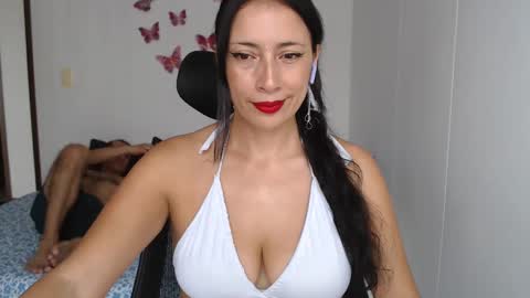 Snapshot of myc_sw_couple chatting on February 6, 2025, 7:51 pm mary and charlie online show from February 6, 2025, 7:51 pm