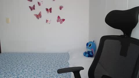 Snapshot of myc_sw_couple chatting on February 16, 2025, 6:54 pm mary and charlie online show from February 16, 2025, 6:54 pm