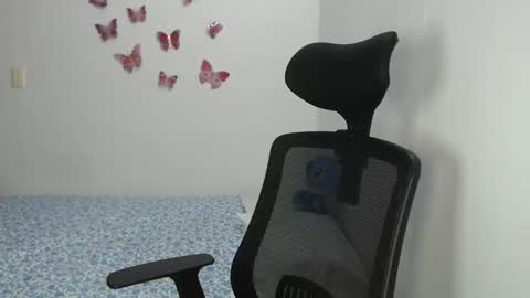 Snapshot of myc_sw_couple chatting on March 11, 2025, 12:22 am mary and charlie online show from March 11, 2025, 12:22 am