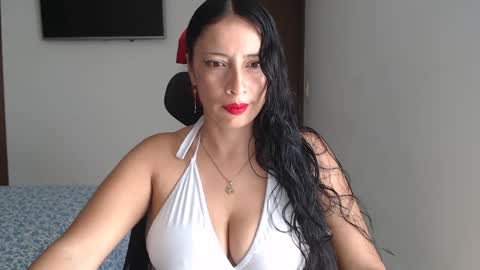 Snapshot of myc_sw_couple chatting on October 6, 2025, 2:47 pm mary and charlie online show from October 6, 2025, 2:47 pm