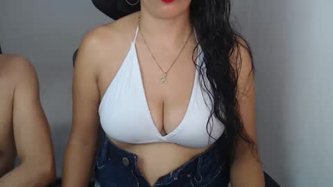 Snapshot of myc_sw_couple chatting on February 27, 2026, 10:21 pm mary and charlie online show from February 27, 2026, 10:21 pm