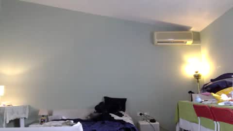 mycoolhvor online show from November 26, 2025, 10:16 am