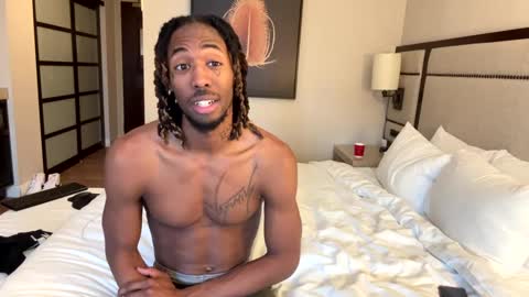 Snapshot of mycreamydreams chatting on January 11, 2025, 9:57 pm mycreamydreams online show from January 11, 2025, 9:57 pm