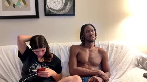 Snapshot of mycreamydreams chatting on January 23, 2025, 5:35 am mycreamydreams online show from January 23, 2025, 5:35 am