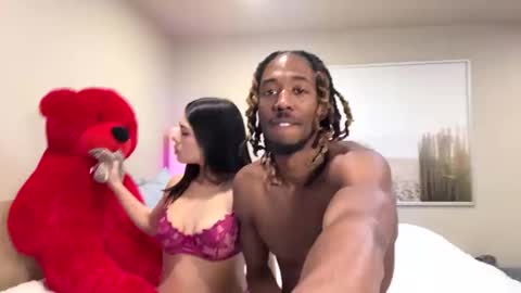 Snapshot of mycreamydreams chatting on February 28, 2025, 12:43 am mycreamydreams online show from February 28, 2025, 12:43 am