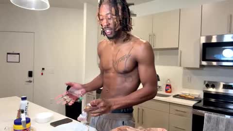 Snapshot of mycreamydreams chatting on March 8, 2025, 12:22 am mycreamydreams online show from March 8, 2025, 12:22 am