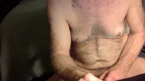 Snapshot of mydiboi chatting on February 10, 2025, 6:20 am r-glenn-01 online show from February 10, 2025, 6:20 am