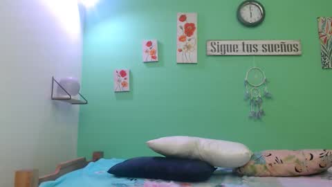 Snapshot of myguardian20angel chatting on October 5, 2025, 7:01 pm Angel Cute online show from October 5, 2025, 7:01 pm