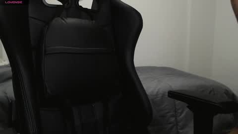 Snapshot of myhairymacho chatting on January 11, 2025, 2:04 pm Juan  OF  myhairymacho online show from January 11, 2025, 2:04 pm