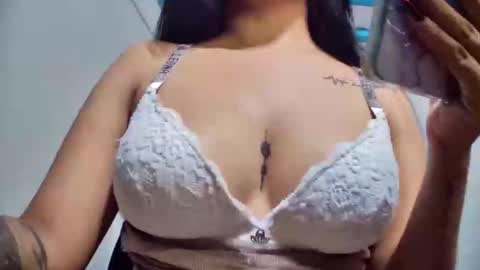myhoney_hot online show from December 15, 2025, 12:31 pm