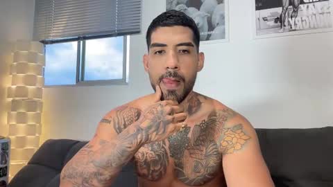 Myke esthetic online show from February 1, 2026, 10:19 pm