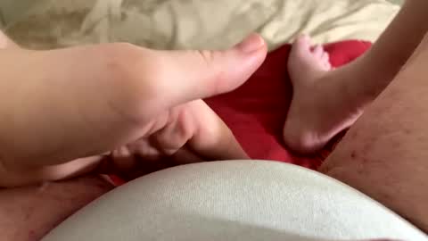 Snapshot of mykittyneedsuu chatting on March 10, 2025, 9:53 am Kitty online show from March 10, 2025, 9:53 am