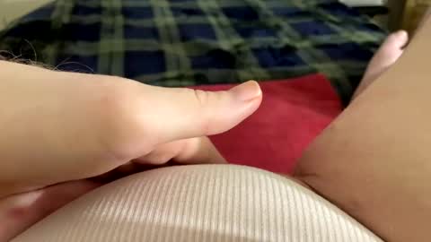 Snapshot of mykittyneedsuu chatting on October 29, 2025, 9:55 am Kitty online show from October 29, 2025, 9:55 am